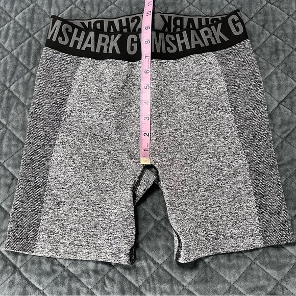 Gymshark Shorts Women Large Flex Seamless Biker Bike Gray Athletic B13 - Picture 3 of 5